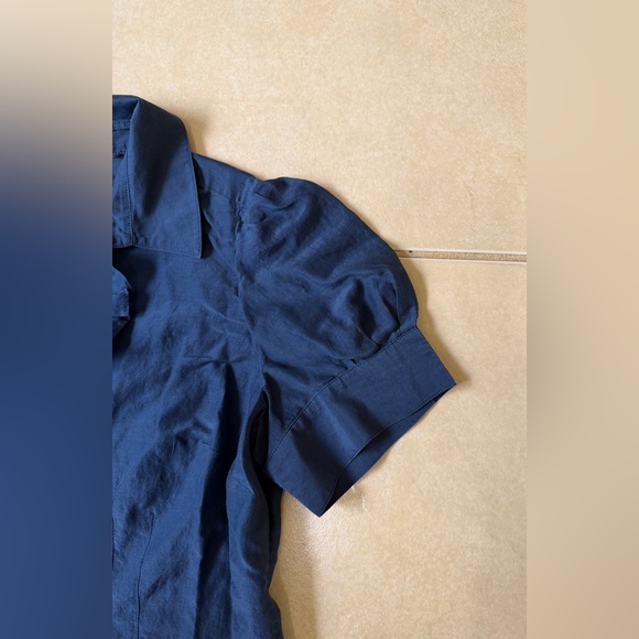 Banana Republic Women's L Navy Button Down Ruffles Silk Blend Shirt - Picture 4 of 9